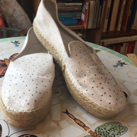 Rock & Republic canvas white shoes R&R - Picture 1 of 8